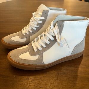 *NWT* T&V Men’s White and Gray High-Top Sneakers men’s 9.5